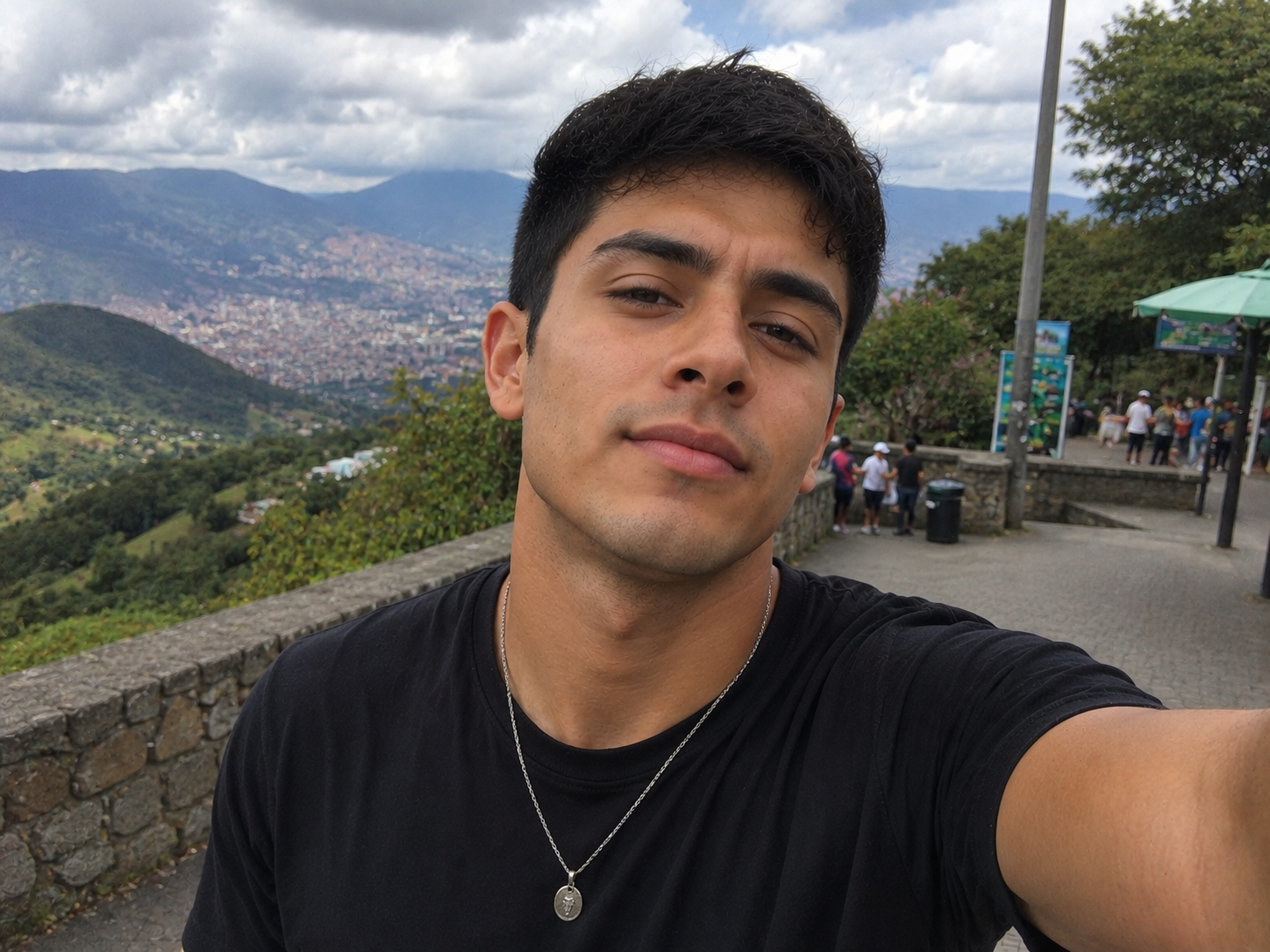 <em><strong>Juan esteban A.</strong></em>